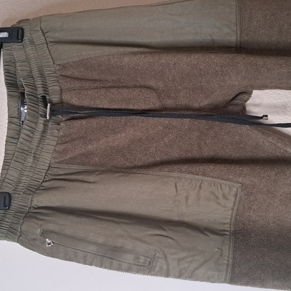 Amiri Sweatpants - Picture 2 of 8